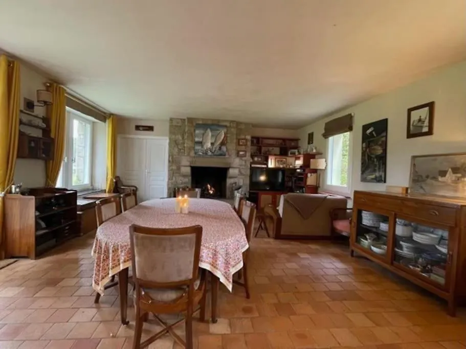 Villa, Piscine 3 Ha 12A15 Personnes Crach Holiday home